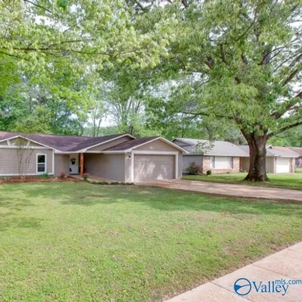 Image 2 - 12055 Running Meade Trail Southeast, Meadow Trace, Huntsville, AL 35803, USA - House for sale