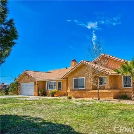 Image 2 - 10228 Joshua Road, San Bernardino County, CA 92344, USA - House for sale