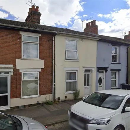 Rent this 3 bed townhouse on Hartley Street in Ipswich, IP2 8DR