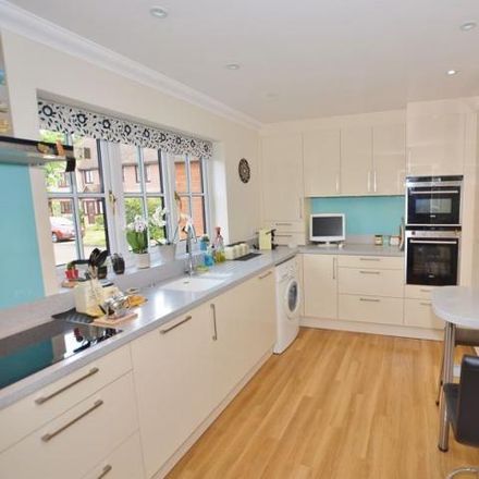 Rent this 3 bed house on Dove Court in Beaconsfield HP9 1HH, United Kingdom