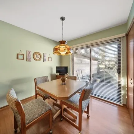 Image 9 - 4233 Sawgrass Drive, West Bloomfield Township, MI 48302, USA - Condo for sale