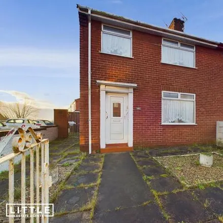 Buy this 3 bed duplex on Prescot Road in St Helens, WA10 3TY