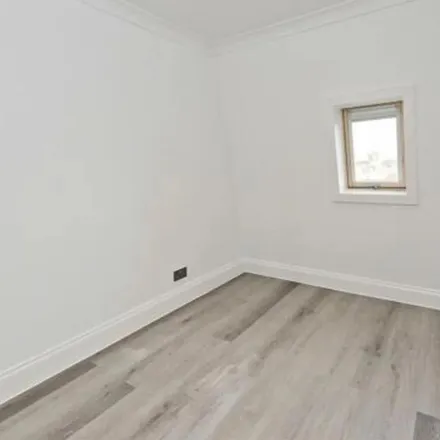 Image 6 - 11 Wetherby Mews, London, SW5 0AG, United Kingdom - Apartment for rent