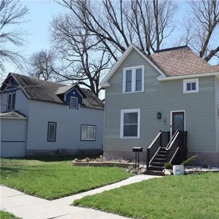 Buy this 3 bed house on 898 Johnson Street in Albert Lea, MN 56007