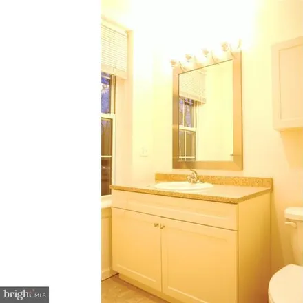 Image 7 - 249 South 6th Street, Philadelphia, PA 19106, USA - Townhouse for rent