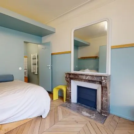 Image 4 - 10 Rue de Douai, 75009 Paris, France - Apartment for rent