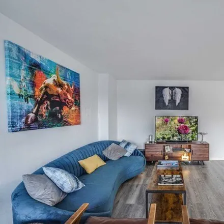 Image 3 - The Doric, 100 Manhattan Avenue, Union City, NJ 07030, USA - Apartment for sale