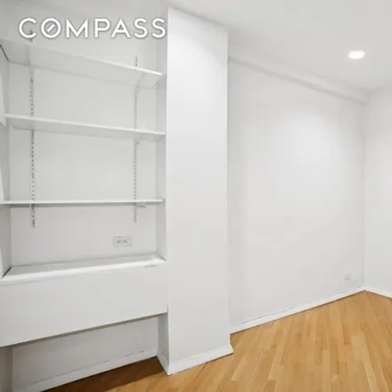 Image 9 - 139 East 55th Street, New York, NY 10022, USA - Condo for sale