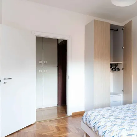 Image 3 - Viale Carlo Troya - Room for rent
