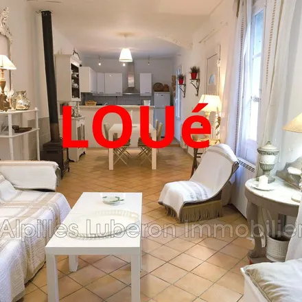 Image 7 - Avenue de la Victoire, 13660 Orgon, France - Apartment for rent
