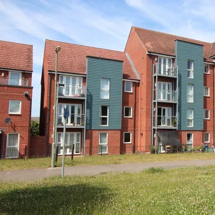Rent this 2 bed apartment on Somers Way in Eastleigh, SO50 5TQ