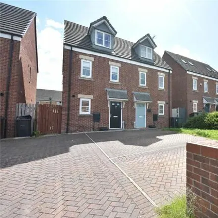 Buy this 3 bed duplex on Woodlands Way in North Yorkshire, North Yorkshire