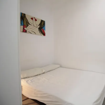 Image 3 - Calle de Antonio Zamora, 16, 28011 Madrid, Spain - Apartment for rent