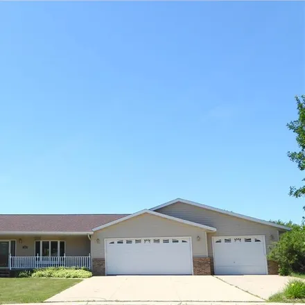 Buy this 4 bed house on 2186 Grant Court in Windom, MN 56101