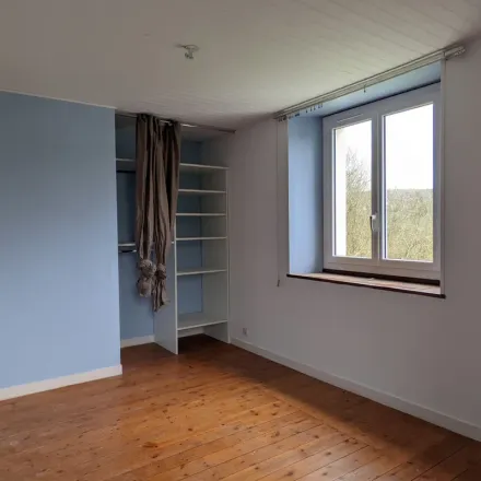 Rent this 5 bed apartment on 12 Rue des Géraniums in 56380 Saint-Malo-de-Beignon, France