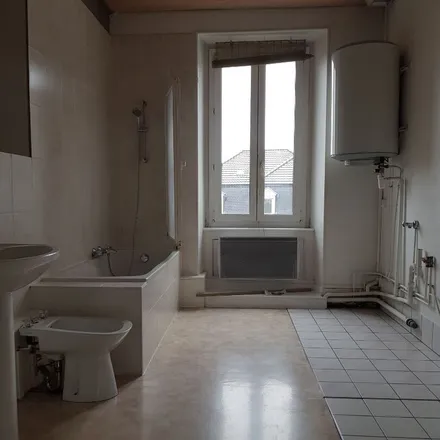 Image 4 - 4 Rue du Moulin à Vent, 68100 Mulhouse, France - Apartment for rent