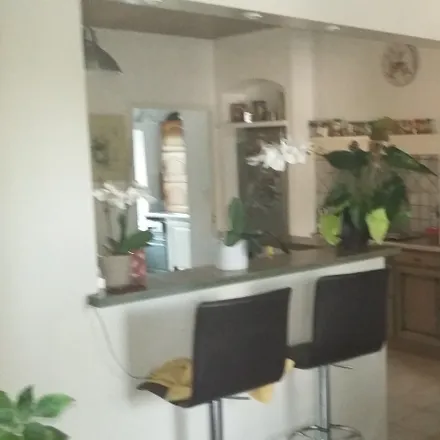 Rent this 1 bed room on 2634 f Chemin de Romieu in 84300 Cavaillon, France