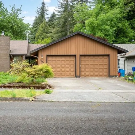 Buy this 3 bed house on 1349 Meriweather Court Southeast in Salem, OR 97306
