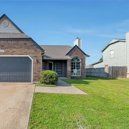 Buy this 4 bed house on 19633 East 39th Place in Broken Arrow, OK 74014