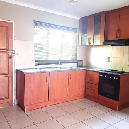 Image 6 - Maple Road, Chantelle, Akasia, 0118, South Africa - Apartment for rent