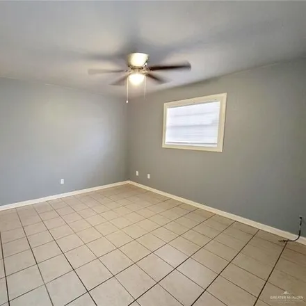 Image 4 - 2136 North 25th Street, North Depot Road Colonia, McAllen, TX 78501, USA - Apartment for rent