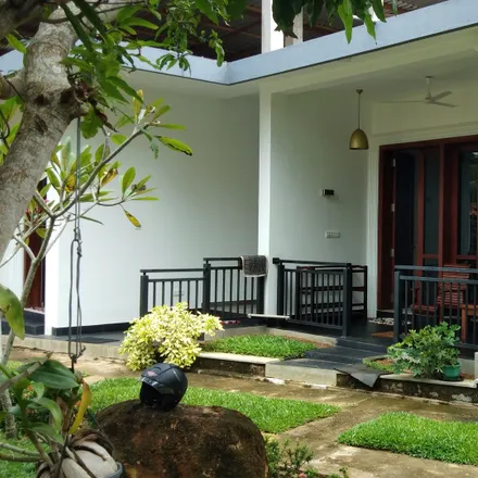 Rent this 1 bed house on Pussalla Meat Shop in Colombo-Galle Road, Thiranagama