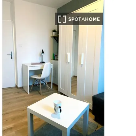 Image 2 - unnamed road, 04-173 Warsaw, Poland - Room for rent