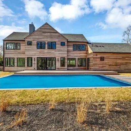 Rent this 6 bed house on 24 Hedges Lane in Midhampton, East Hampton