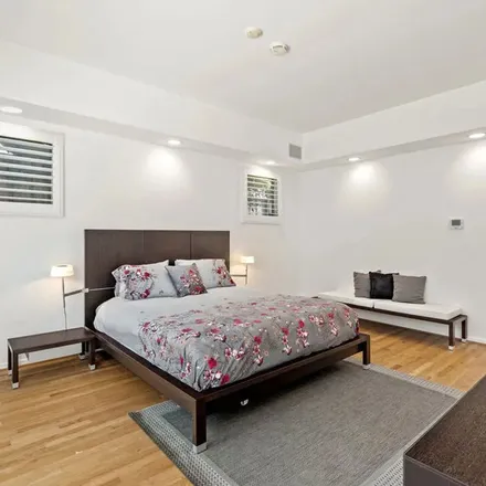Rent this 4 bed apartment on 7582 Mulholland Drive in Los Angeles, CA 90046