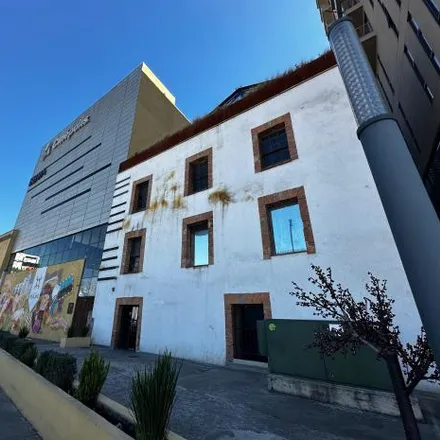 Buy this 2 bed apartment on Foto Ramos in Avenida Sebastián Lerdo de Tejada 279, 50080 Toluca