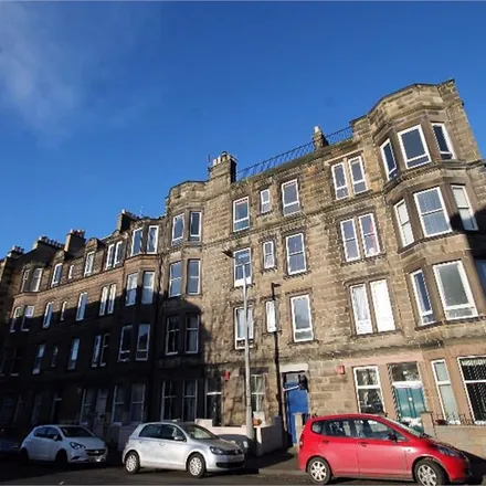Rent this 2 bed apartment on 27 Albion Road in City of Edinburgh, EH7 5QJ