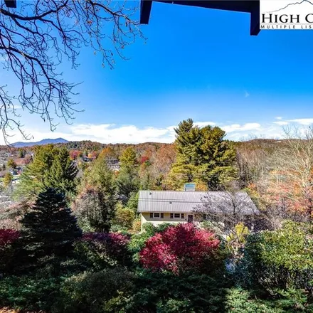 Image 5 - 130 Mountain View Drive, Echo Park, Blowing Rock, NC 28605, USA - House for sale