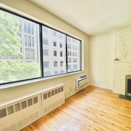 Rent this studio apartment on 20 East 22nd Street in New York, NY 10010