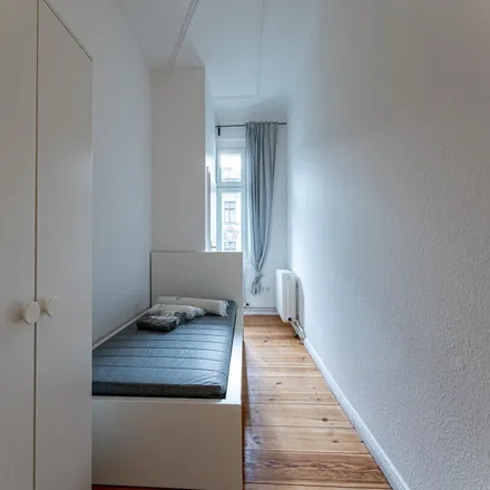 Image 1 - Biebricher Straße 15, 12053 Berlin, Germany - Room for rent