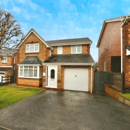 Buy this 4 bed house on Kingsbury Court in Skelmersdale, WN8 6XW