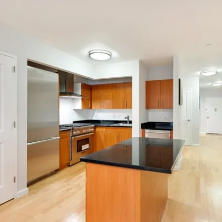 Buy this 2 bed condo on The Downtown Club in 20 West Street, New York