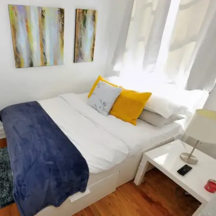 Rent this 3 bed apartment on 346 West 46th Street in New York, NY 10036
