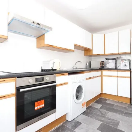Rent this 4 bed apartment on St Albans Surgery in Urswick Road, London