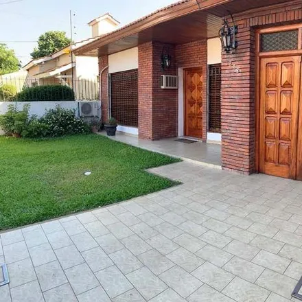 Buy this 3 bed house on San Mateo in Partido de Lomas de Zamora, Turdera