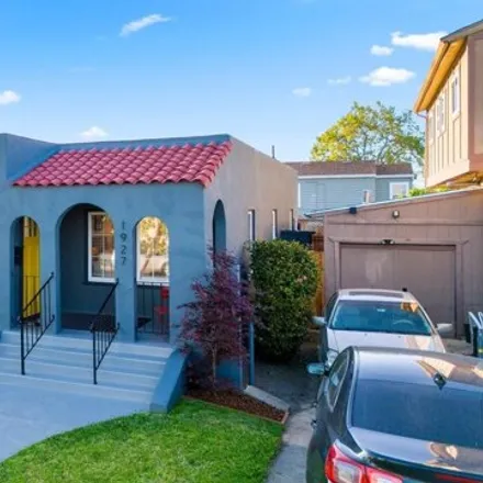 Buy this 4 bed house on 1927 106th Avenue in Oakland, CA 94577