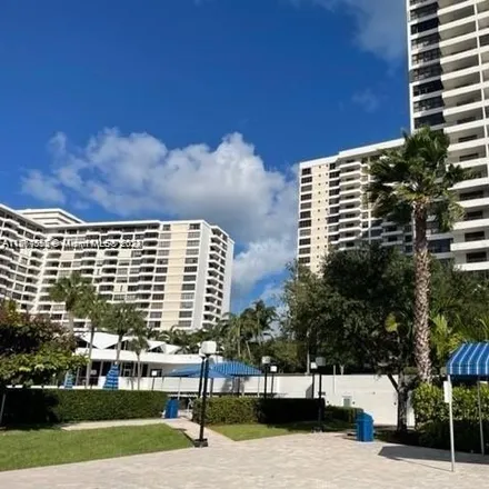 Image 2 - South Parkview Drive, Hallandale Beach, FL 33009, USA - Apartment for rent