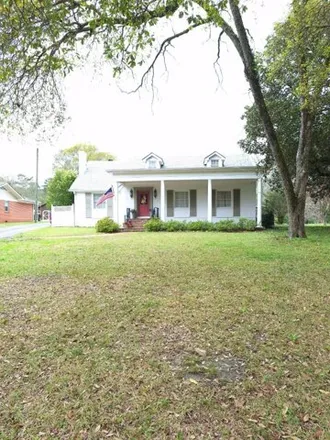 Buy this 5 bed house on 1638 Old Bay Springs Road in Laurel, MS 39440