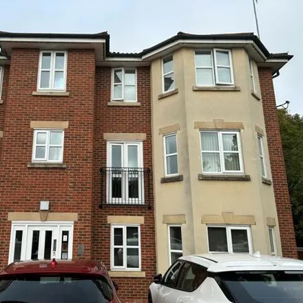 Rent this 2 bed room on Ladybower Close in Moreton, CH49 4RY