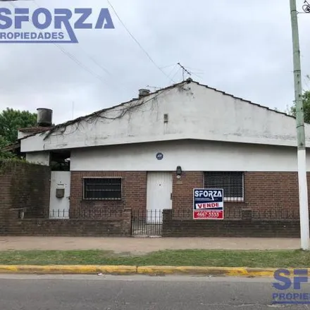 Buy this 6 bed house on General Lavalle in Piñero, José C. Paz