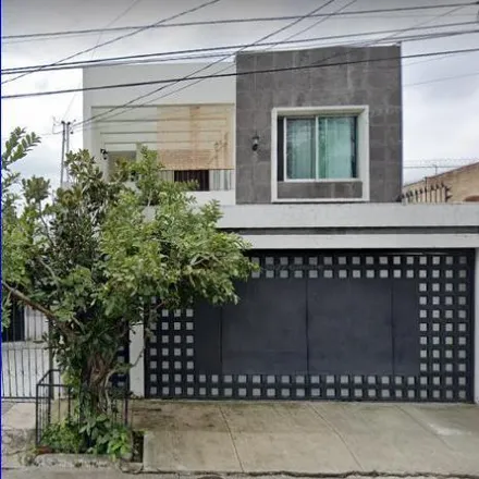 Buy this 3 bed house on Calle Isla Salina 2254 in Residencial de la Cruz, 44580 Guadalajara
