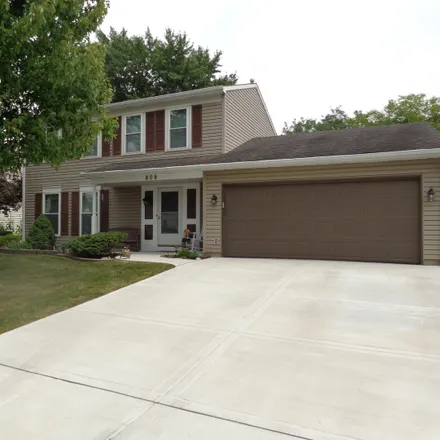 Buy this 4 bed house on 809 Kansas Street in Carol Stream, IL 60188