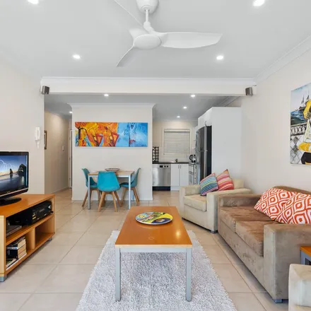 Image 9 - Hedges Avenue, Mermaid Beach QLD 4218, Australia - Apartment for rent