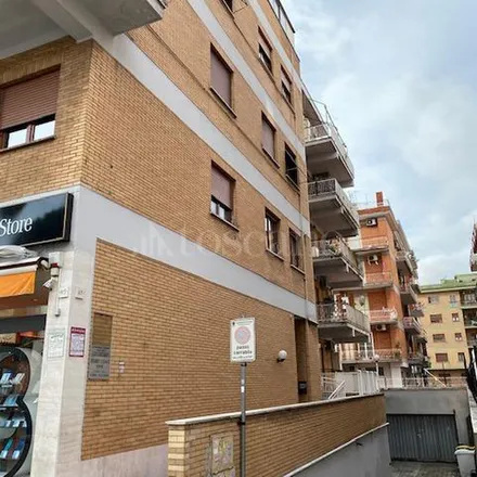 Image 5 - Tecnocasa, Via Roma, 00071 Pomezia RM, Italy - Apartment for rent