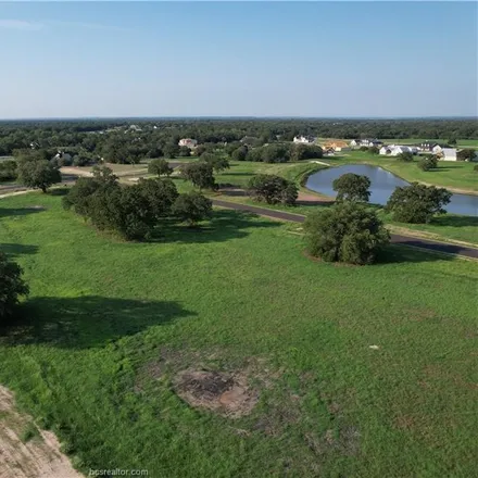 Image 3 - 1698 South Oaks Drive, College Station, TX 77845, USA - House for sale