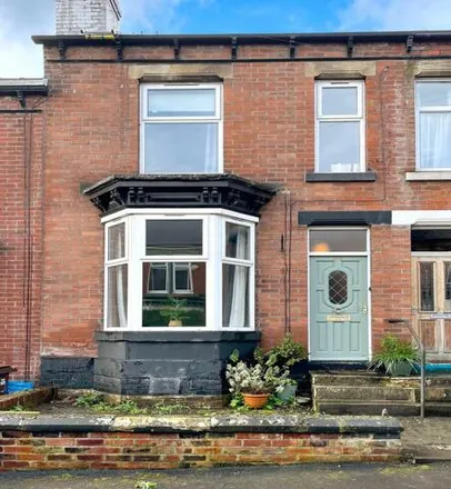 Buy this 3 bed townhouse on Woodstock Road in Sheffield, S7 1HB